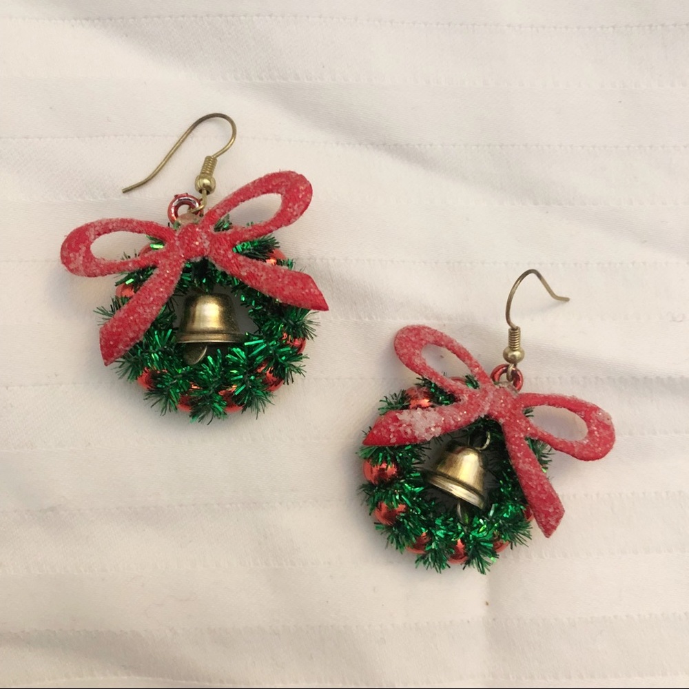 Holiday Wreath Earrings